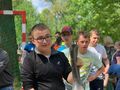 10. Rzut kaloszem przez ucznia