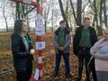 Grupa uczniów wraz z nauczycielką