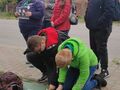9. Harcerze układają puzzle 