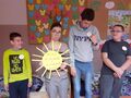 10. Uczniowie którzy przygotowali samodzielnie słońce prace plastyczną 