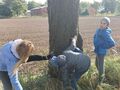 3. Uczniowie ćwiczą na łonie natury 