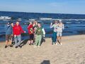 Młodzież na plaży w Sopocie