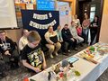 Uczestnicy podczas teleturnieju
