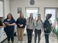 Dziewczyny w nowych fryzurach