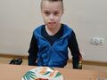Tomek przygotował tosta